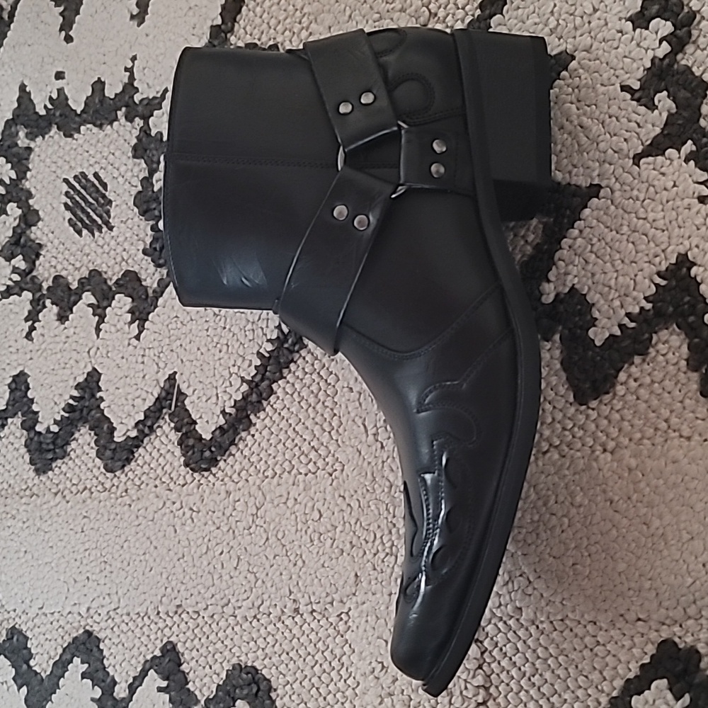 Men's Leather Boots